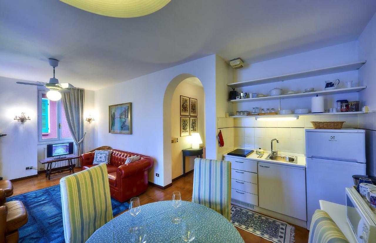 Апартаменты Casa Balcony Варенна Экстерьер фото