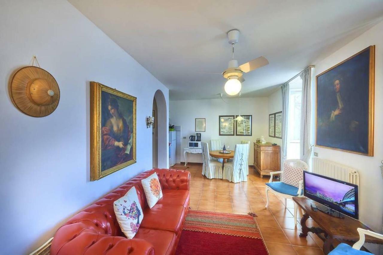 Апартаменты Casa Balcony Варенна Экстерьер фото